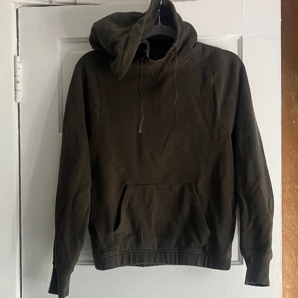 Lululemon athletica army green sweatshirt size 4